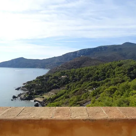 La Casa Del Faro Tatil Evi