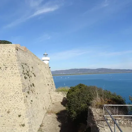 La Casa Del Faro * بورتو إركولي