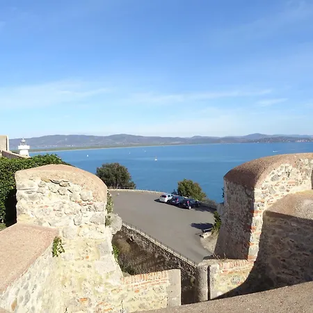 بيت للعطل La Casa Del Faro بورتو إركولي